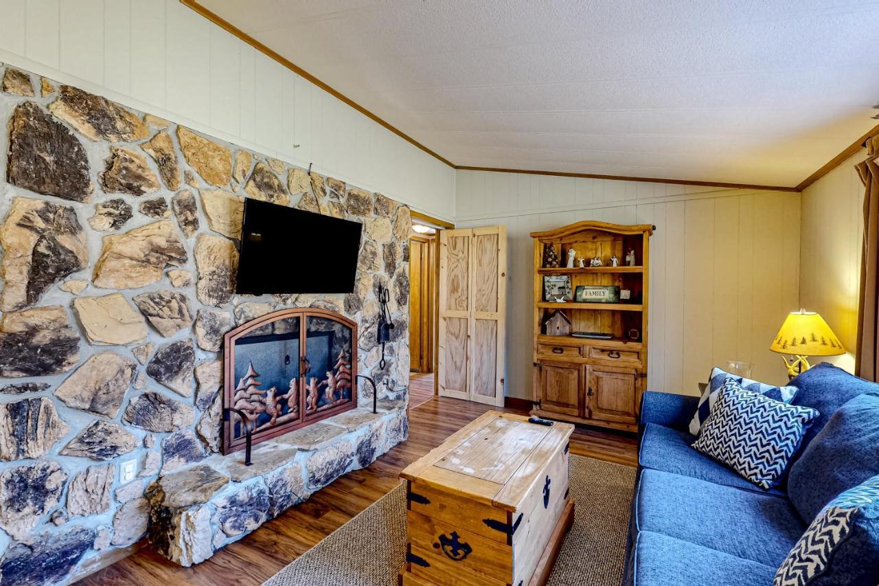 Pine Woods Cabin McHenry Luaran gambar