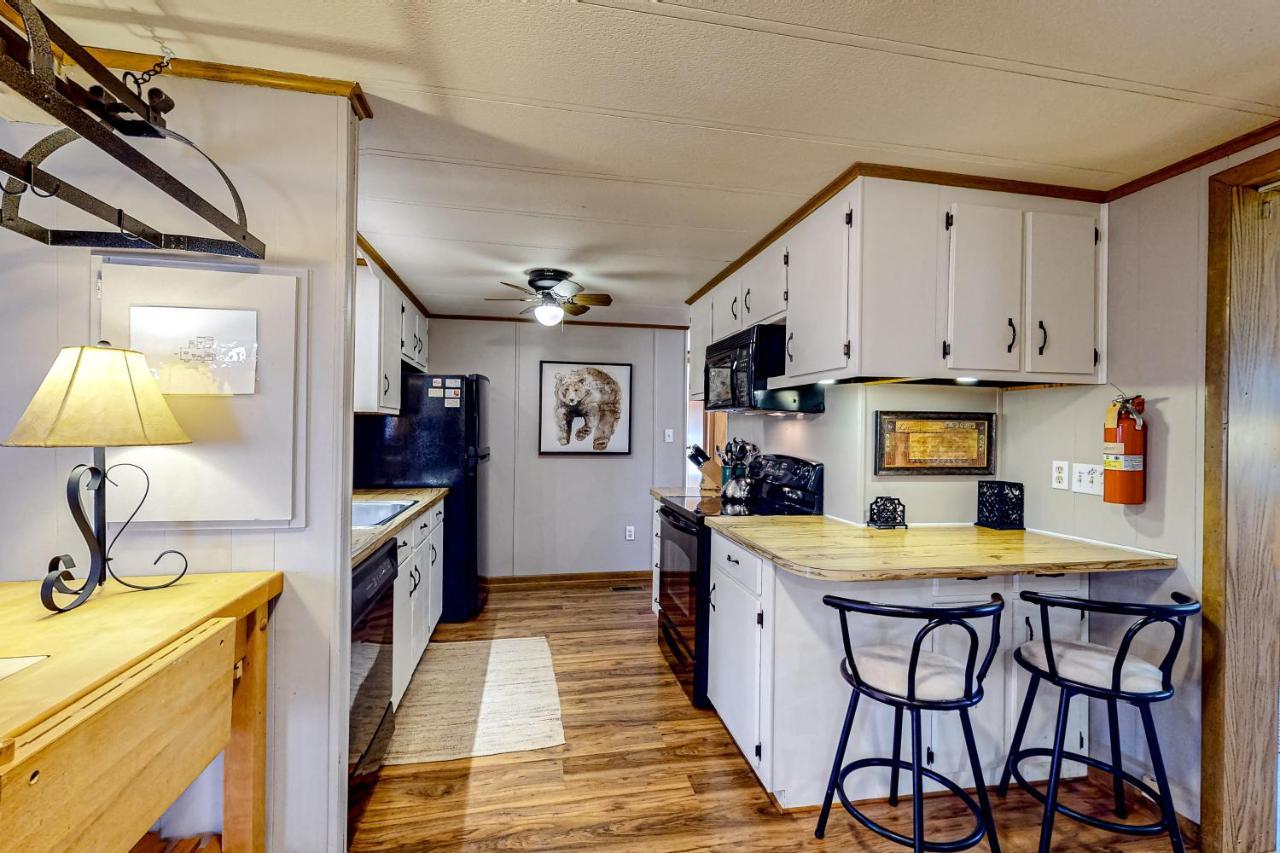 Pine Woods Cabin McHenry Luaran gambar